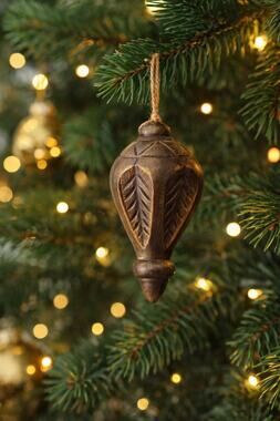 Upcycled Carved Ornament – Rustic Vintage‑Style Decor, Bronze Christmas Accent